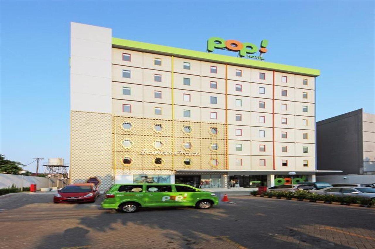 Pop! Hotel Tebet Jakarta Buitenkant foto