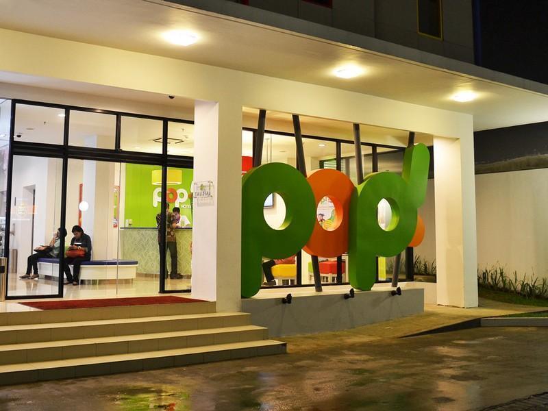 Pop! Hotel Tebet Jakarta Buitenkant foto