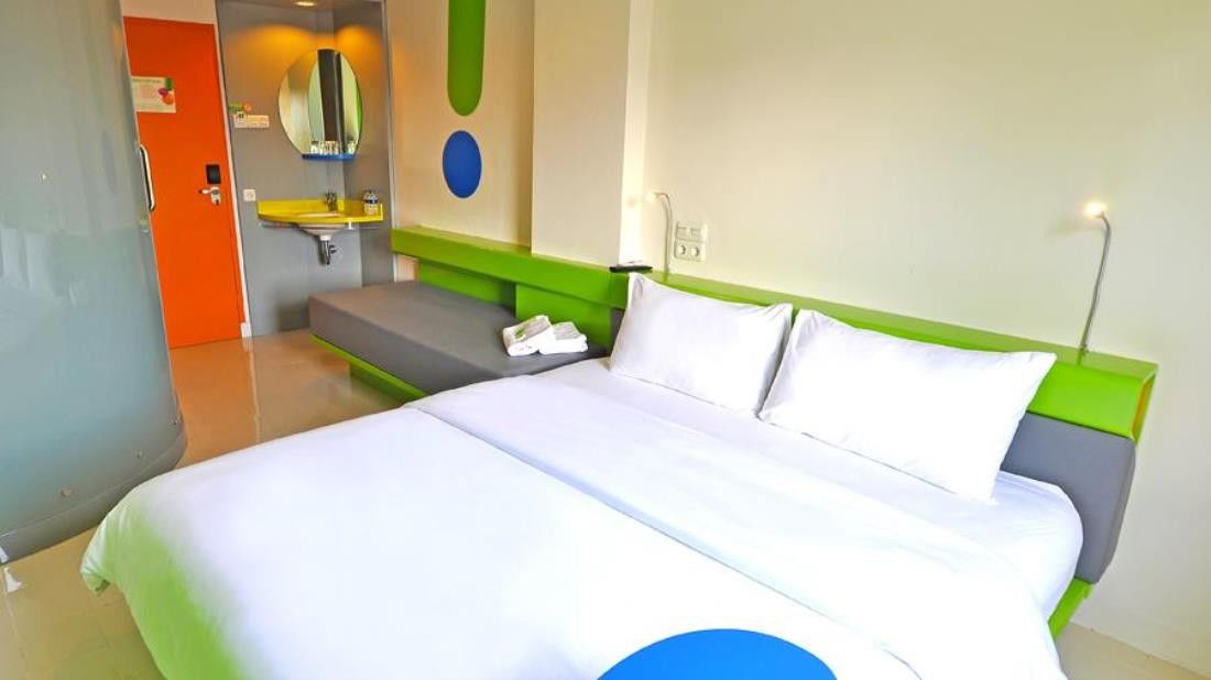 Pop! Hotel Tebet Jakarta Buitenkant foto